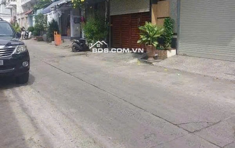 Bán CHDV 4 lầu hẻm 1 sẹc 310 Dương Quảng Hàm ngang 4.5m 86m2 9PN khoán 30tr chỉ 11.5 tỷ.