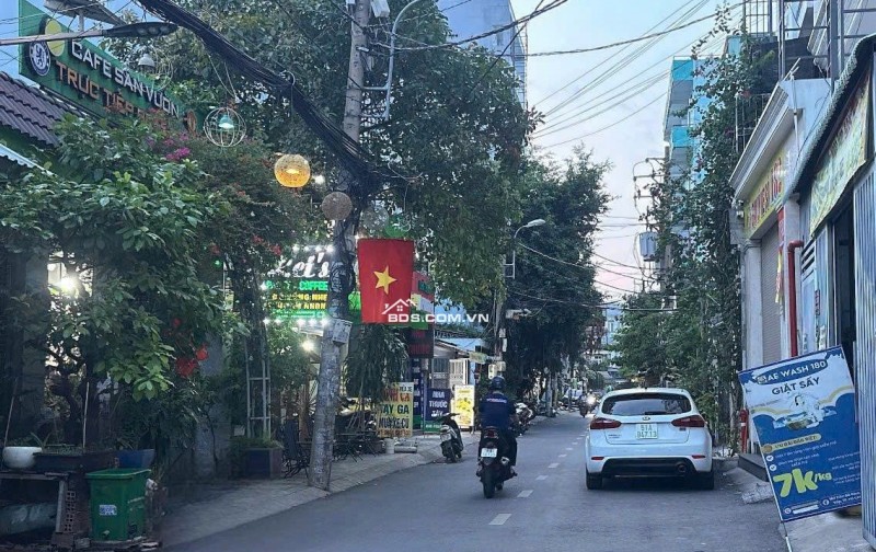 Nhà đẹp 3 lầu hẻm 5m Trần Bá Giao ngang 6m 120m2 9PN HĐ khoán 30tr gần kênh TL 13.8 tỷ.
