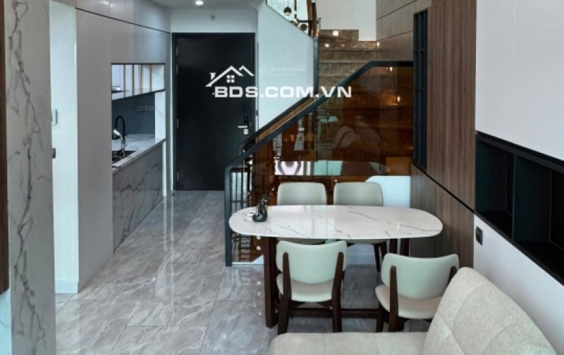 Chính chủ cần bán gấp Duplex hiếm tại Feliz En Vista - 103m2, full nội thất cao cấp