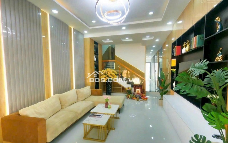 Nhà đẹp Thủ Dầu Một giá chỉ 2 tỷ nằm gần khu trung tâm