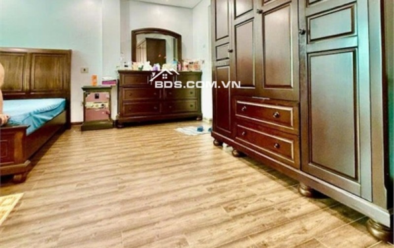 Bán siêu phẩm mặt phố Vạn Phúc kéo dài, Ba Đình DT: 91m, 5 tầng, MT 4,6m, 64 tỷ. LH: 0933 993568