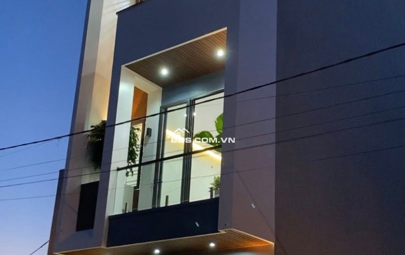 BÁN NHÀ SIÊU ĐẸP 5.5 TỶ 4 TẦNG 72M2 MẶT ĐƯỜNG KHU ĐỒNG QUÝT