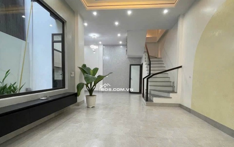 BÁN NHÀ ĐẸP 2.58 TỶ 3 TẦNG 51M2 ( ĐÔNG NAM ) NGÕ LÊ HỒNG SƠN
