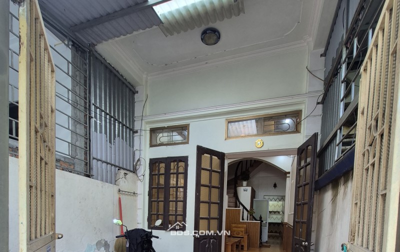 BÁN NHÀ ĐẸP 1.59 TỶ 2 TẦNG 50M2 ( TÂY BẮC ) NGÕ ĐƯỜNG 19/5