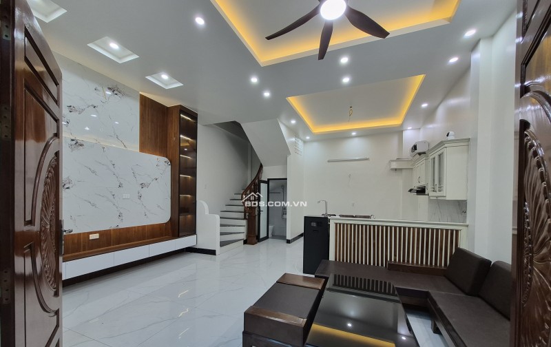 BÁN NHÀ 2.35 TỶ 3 TẦNG 45M2 ( TÂY NAM ) NGÕ ĐƯỜNG TRƯỜNG CHINH
