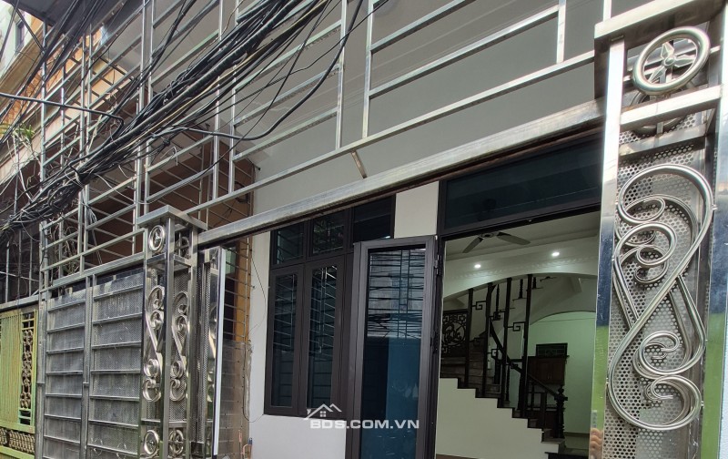 BÁN NHÀ 2.25 TỶ 3 TẦNG 41M2 NGÕ THÔNG GIỮA KHU BÃI VƯỢT