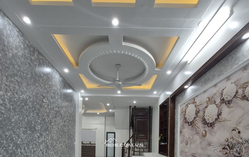BÁN NHÀ ĐẸP GIÁ RẺ 2.19 TỶ 3 TẦNG 52.6M2 NGÕ ĐƯỜNG KÊNH