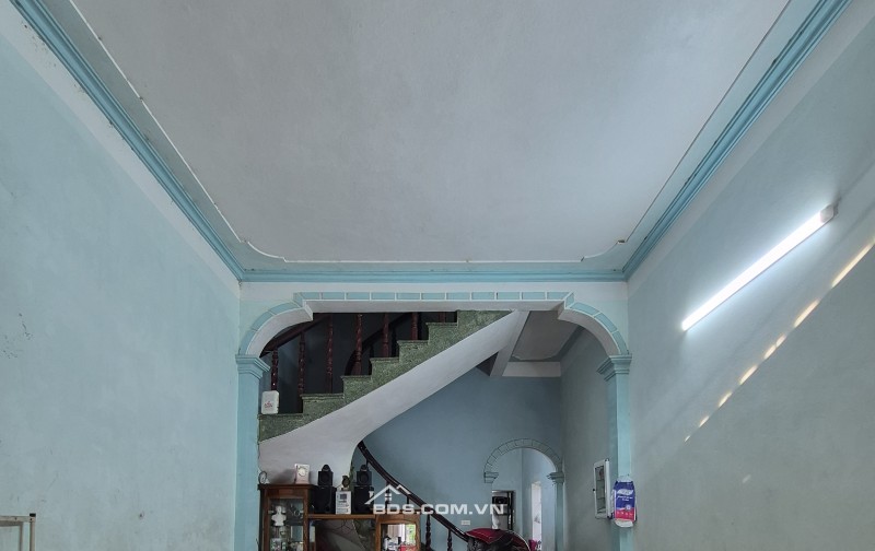 BÁN NHÀ GIÁ RẺ 1.3 TỶ 2.5 TẦNG 54M2 Ô TÔ ĐỖ CỬA LƯƠNG XÁ LỘC HÒA