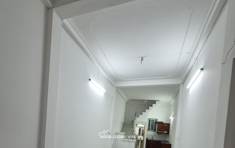 BÁN NHÀ DÂN XÂY 1.69 TỶ 3 TẦNG 40M2  NGÕ CỰC NGẮN ĐƯỜNG KÊNH