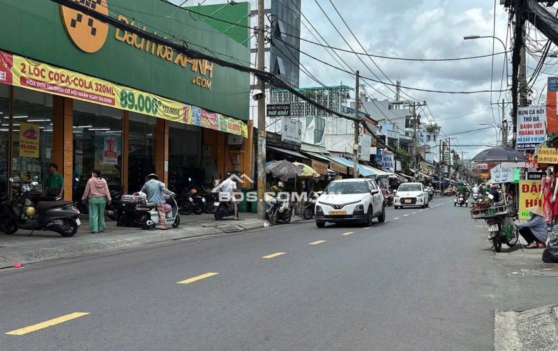 Chỉ 15.8 tỷ có MTKD đường 30m Phạm Văn Chiêu 120m2 ngang 4.4m 4 lầu KD đỉnh ngay chợ TĐ.