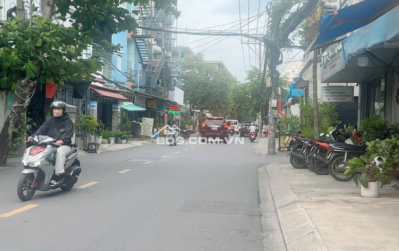 Nhà đẹp 3 lầu hẻm 5m Trần Bá Giao ngang 6m 120m2 9PN HĐ khoán 30tr gần kênh TL 13.8 tỷ.