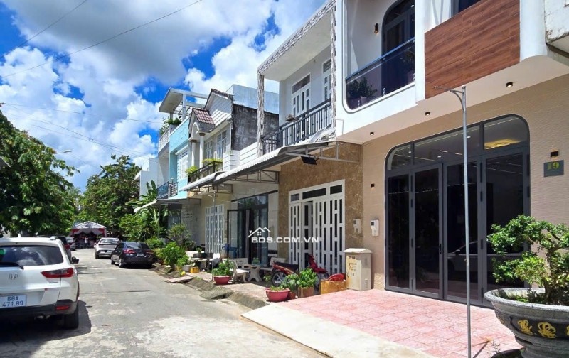 BÁN NHÀ SIÊU ĐẸP - KHU VĂN HOÁ TÂY ĐÔ (CÁI RĂNG - CẦN THƠ) 4TY260TR – 65M2. LH:0903660318.