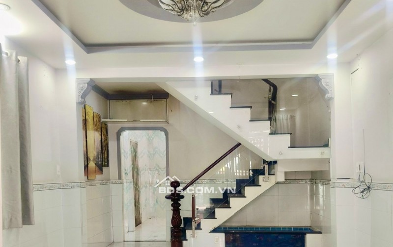 BÁN NHÀ SÁT HXH DƯƠNG BÁ TRẠC P2 Q8 - 4.1X13.5 - 54M2 - CHỈ 5,98 TỶ- GỌI NGAY 0784968131