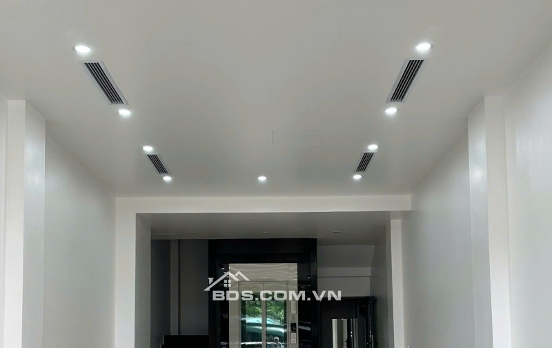 Cho thuê nhà mặt phố 7 tầng,có thang máy mặt đường Lê Quang Đạo kéo dài,Q Hà Đông, 0987757075
