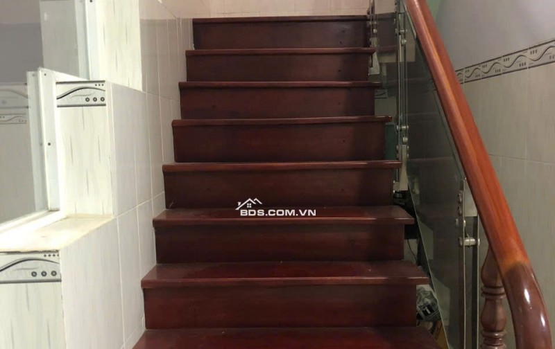 Bán nhà riêng tại Lê Hồng Phong - Thủ Dầu Một, giá hời 12,5 tỷ TLuong mạnh