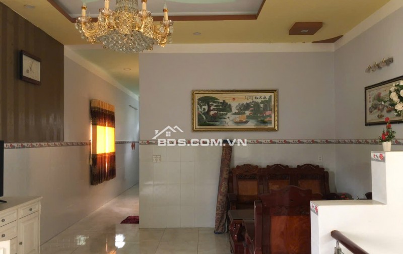 Bán nhà riêng tại Lê Hồng Phong - Thủ Dầu Một, giá hời 12,5 tỷ TLuong mạnh