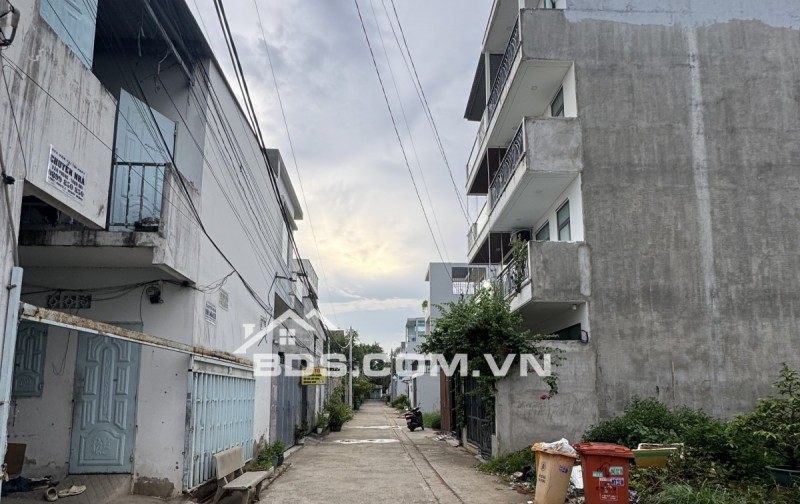 BƯNG ÔNG THOÀN -KHU PHÂN LÔ - HẺM 6M - ĐẤT 55M (4x14) - XÂY DỰNG TỰ DO - 4,45TỶ.