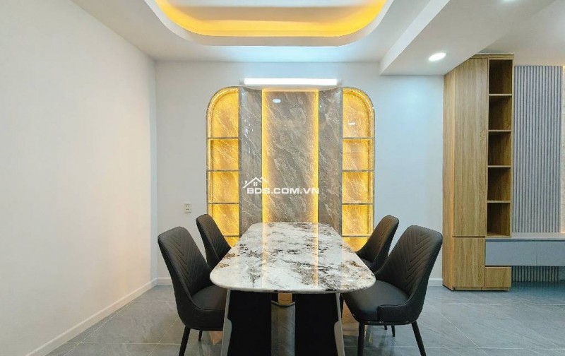 Nhà mới HXH ngủ nhà đường Nguyễn Thị Thập, Tân Thuận, nhỉnh 11 tỷ