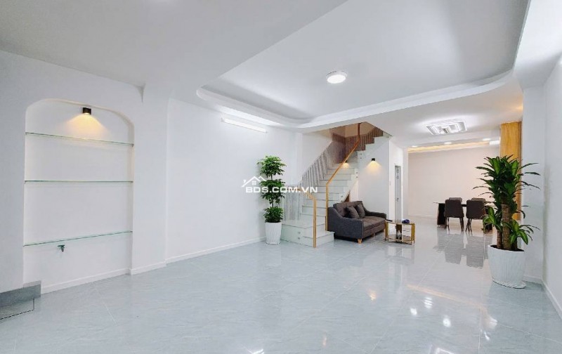 Nhà mới HXH ngủ nhà đường Nguyễn Thị Thập, Tân Thuận, nhỉnh 11 tỷ