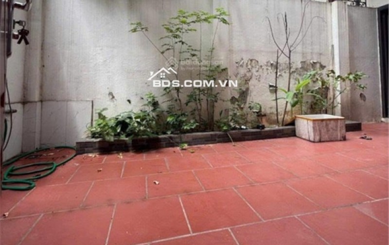 Bán siêu phẩm mặt phố Vạn Phúc kéo dài, Ba Đình DT: 91m, 5 tầng, MT 4,6m, 64 tỷ. LH: 0933 993568