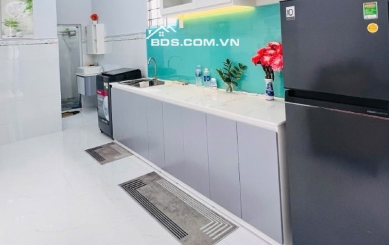 Bán Nhà Xây Mới Đẹp - Sổ Hồng riêng - Đường Huỳnh Tấn Phát.