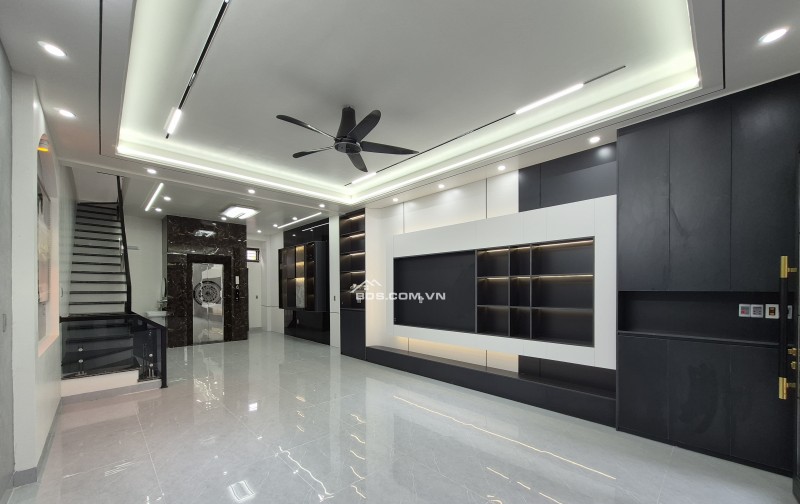 BÁN NHÀ  SIÊU ĐẸP 4 TẦNG 60M2 CÓ THANG MÁY ĐÔ THỊ MỸ TRUNG