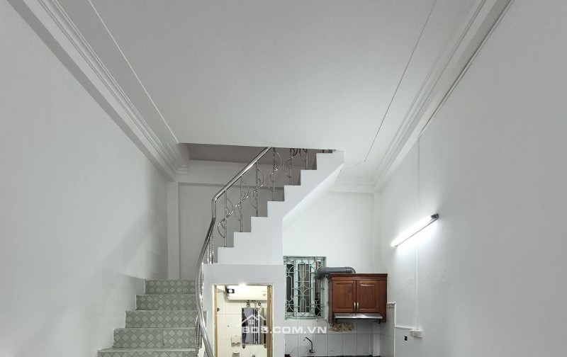 BÁN NHÀ DÂN XÂY 1.69 TỶ 3 TẦNG 40M2  NGÕ CỰC NGẮN ĐƯỜNG KÊNH