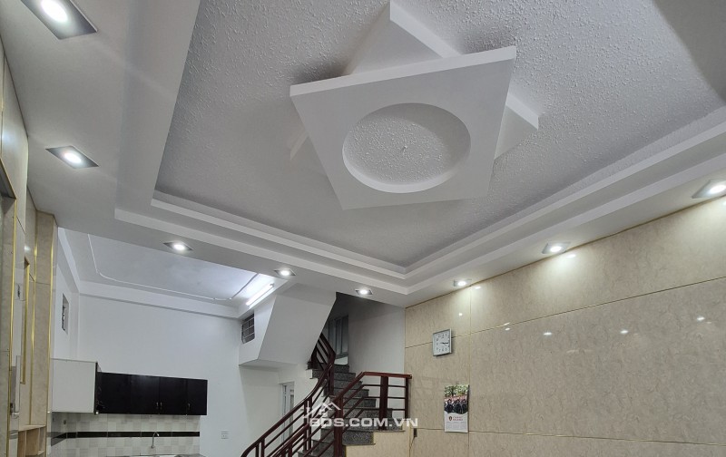 BÁN NHÀ ĐẸP GIÁ RẺ 1.62 TỶ 2.5 TẦNG 45M2 NGÕ RỘNG ĐƯỜNG 19/5