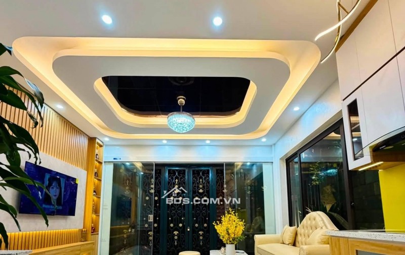 Bán Nhà Định Công Thượng, Hoàng Mai 34m, 5 tầng, mt 4.8m, giá 8.98 tỷ.