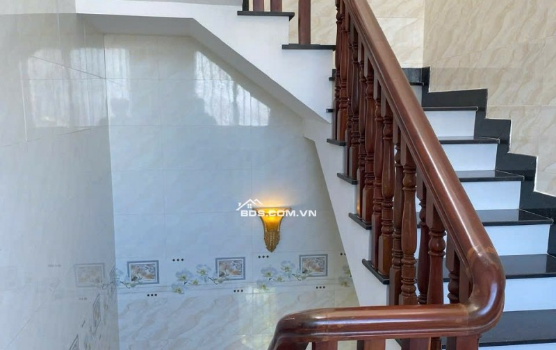 Bán nhà MT đường 17 khu bên sông phường Hiệp Bình Chánh , Thủ Đức