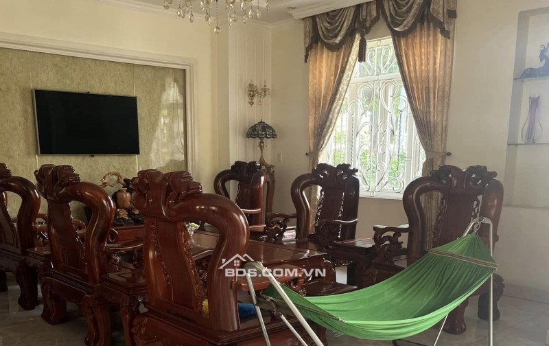 TÊN LỬA  NHƯỢNG BIỆT THỰ PHỐ 32 TỶ - 10X20M - 200M² ĐƯỜNG SỐ 6A - 3 TẤMS + HẦM - ĐÔ THỊ KIỂU MẪU