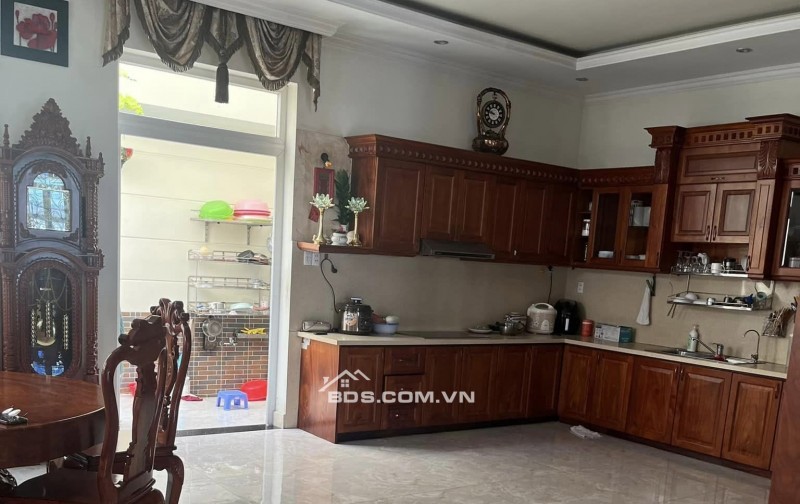 TÊN LỬA  NHƯỢNG BIỆT THỰ PHỐ 32 TỶ - 10X20M - 200M² ĐƯỜNG SỐ 6A - 3 TẤMS + HẦM - ĐÔ THỊ KIỂU MẪU