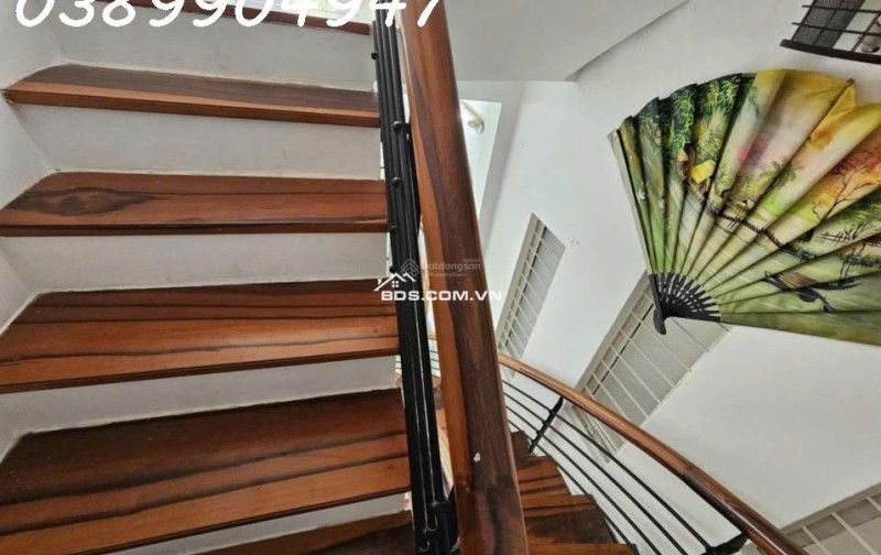 Toà căn hộ 7 tầng bên hông chung cư Vĩnh Phước, sát đường 2/4: 50m. Giá: 20 tỷ