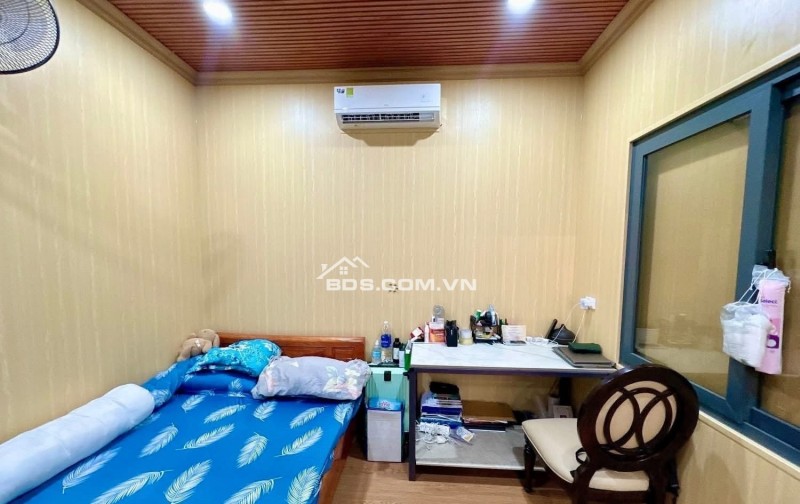 Nhà 3 tầng, 45m2 Võ Văn Ngân, Thủ Đức gần chợ Thủ Đức