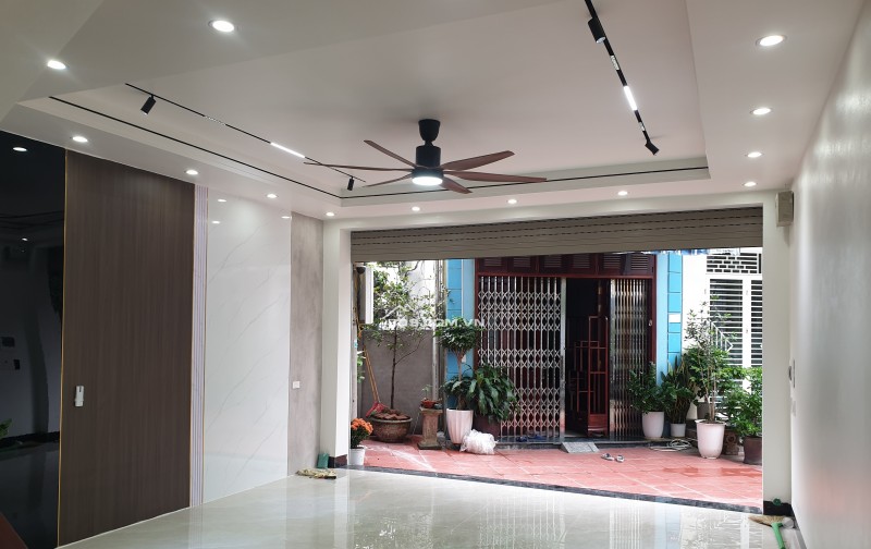 BÁN NHÀ ĐẸP 3.75 TỶ 4 TẦNG 48M2 CÓ GARA Ô TÔ TRUNG TÂM KHU BÃI VƯỢT