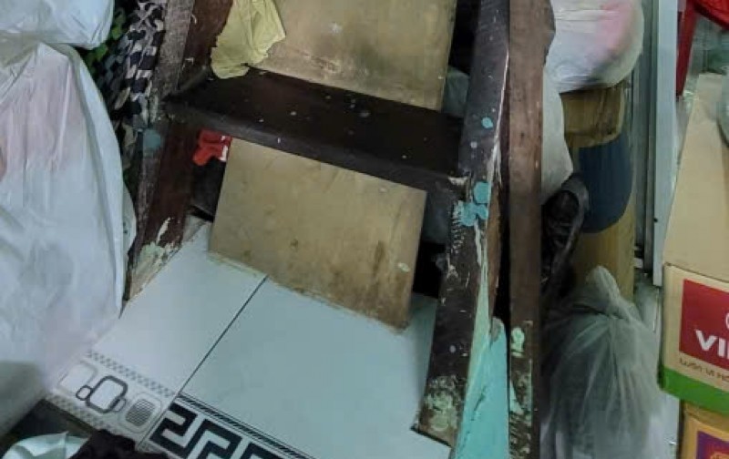 Bán nhà cấp 4 suốt có 1 gác gỗ ngay trung tâm Đầm Sen Q11