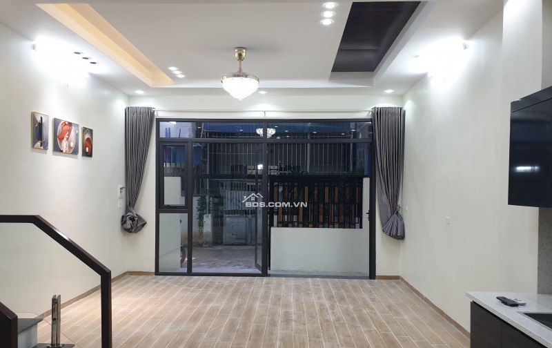 BÁN NHÀ ĐẸP 2.68 TỶ 3 TẦNG 55M2 ( TÂY BẮC ) NGÕ RỘNG TRẦN HUY LIỆU