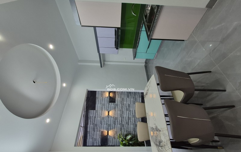 BÁN NHÀ 3.2 TỶ 3 TẦNG 52M2 Ô TÔ ĐỖ CỬA NGÕ MẠC THỊ BƯỞI