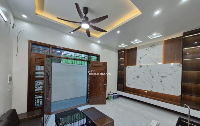BÁN NHÀ 2.35 TỶ 3 TẦNG 45M2 ( TÂY NAM ) NGÕ ĐƯỜNG TRƯỜNG CHINH