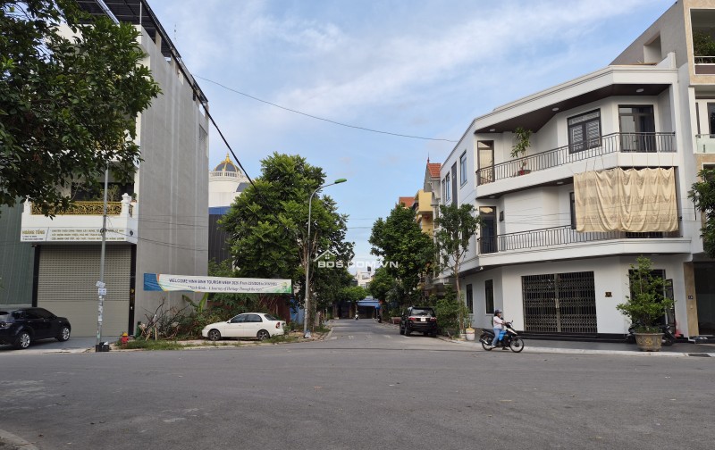 BÁN ĐẤT ĐÔ THỊ BÃI VIÊN - MẶT ĐƯỜNG NGÔ QUÝ DUẬT 85M2 GIÁ 4.1 TỶ