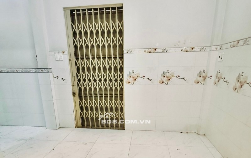 BÁN NHÀ SÁT HXH DƯƠNG BÁ TRẠC P2 Q8 - 4.1X13.5 - 54M2 - CHỈ 5,98 TỶ- GỌI NGAY 0784968131