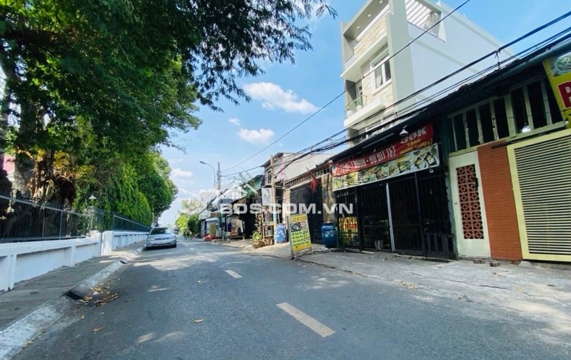 BÁN ĐẤT TẶNG NHÀ – VỊ TRÍ ĐẸP GẦN NHÀ THỜ KHIẾT TÂM 
