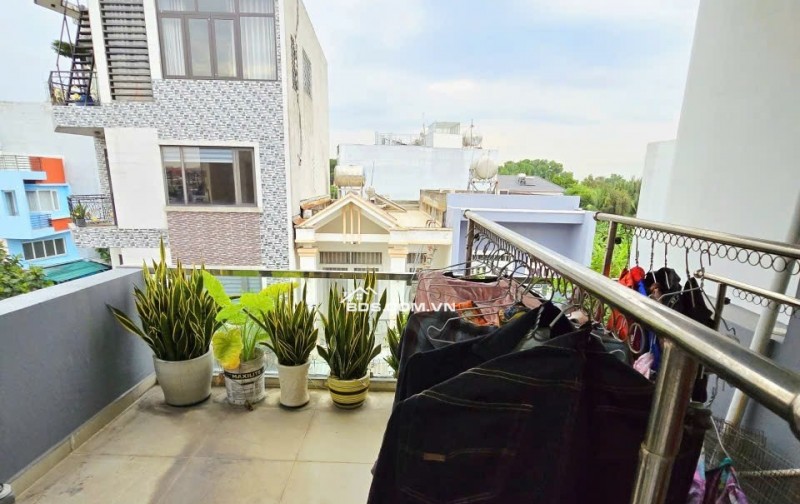 ĐƯỜNG 970 PHÚ HỮU 51M2 4 TẦNG 7.4 TỶ -ĐƯỜNG Ô TÔ, GẦN CHUNG CƯ RICCA - VÒNG XOAY PHÚ HỮU.