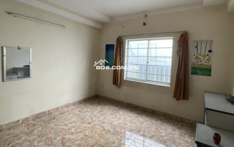 Bán gấp nhà MT đường Số 5, khu Tên Lửa, 4 x 20m, 3.5 tấm, giá 12.3 tỷ.
