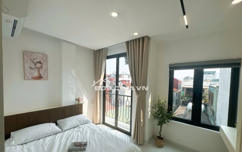 Bán Nhà Dòng Tiền, Ô Tô Đỗ Cửa, Hoàng Văn Thái, Thanh Xuân, 98m, 7 tầng, giá 33,9 tỷ.