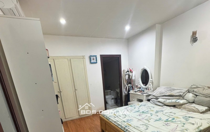 Bán căn hộ 2PN 2WC 90m2 chung cư Phúc Yên Quận Tân Bình