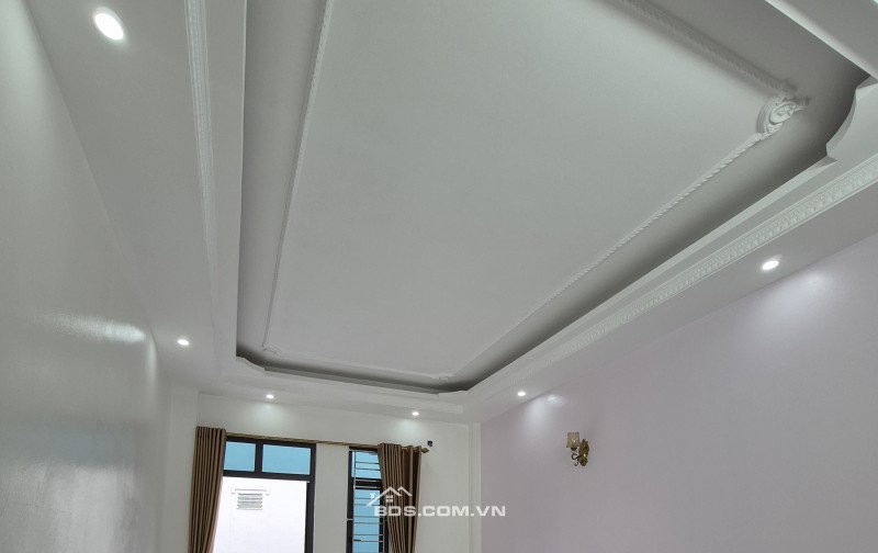 BÁN NHÀ ĐẸP GIÁ RẺ 2.19 TỶ 3 TẦNG 52.6M2 NGÕ ĐƯỜNG KÊNH