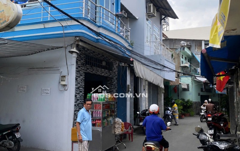 NHÀ MẶT PHỐ ĐOÀN VĂN BƠ GIÁ SIÊU TỐT CHỈ 141 TRIỆU/M2