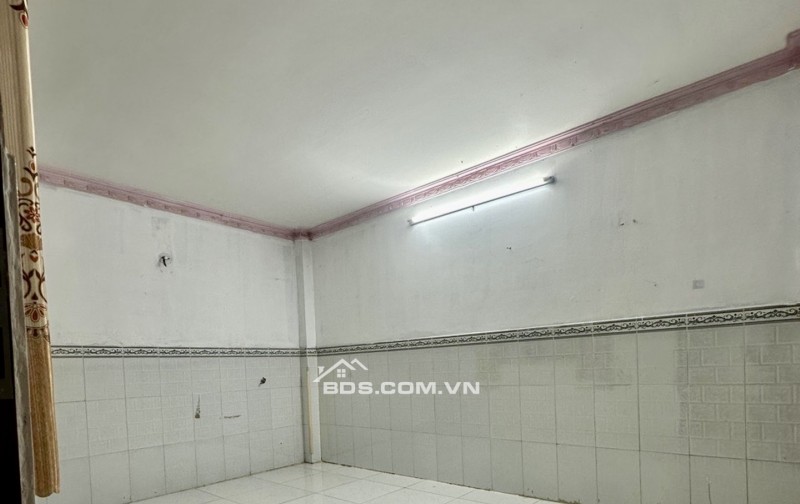 BÁN NHÀ GẦN HẺM XE HƠI TẠ QUANG BỬU – QUẬN 8 – 57M2 - 3PN – NHỈNH 5 TỶ- LH 0784968131