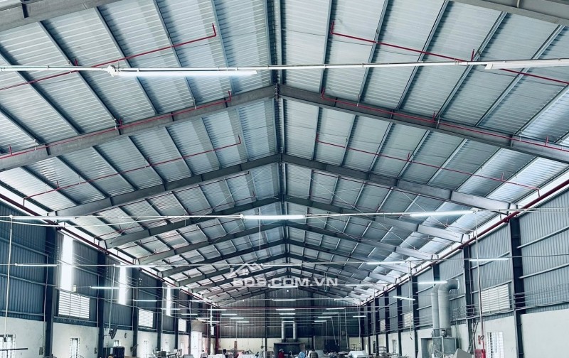 Kho xưởng mới dựng trong KCN Nam Cầu Kiền, 2500m2 PCCC tự động, giá chỉ 110.000/m2